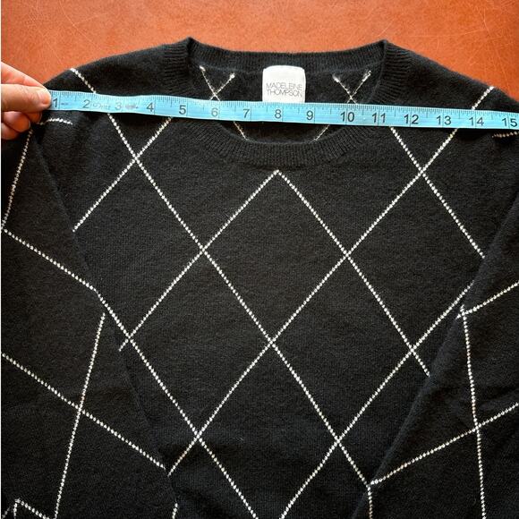 Madeleine Thompson 100% Cashmere Diamond Plaid Sweater M Black EUC - Picture 3 of 7
